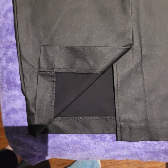 I Love Tyler Madison -Black, Stretchy Midi Pencil Skirt, size Medium - Picture 3 of 4